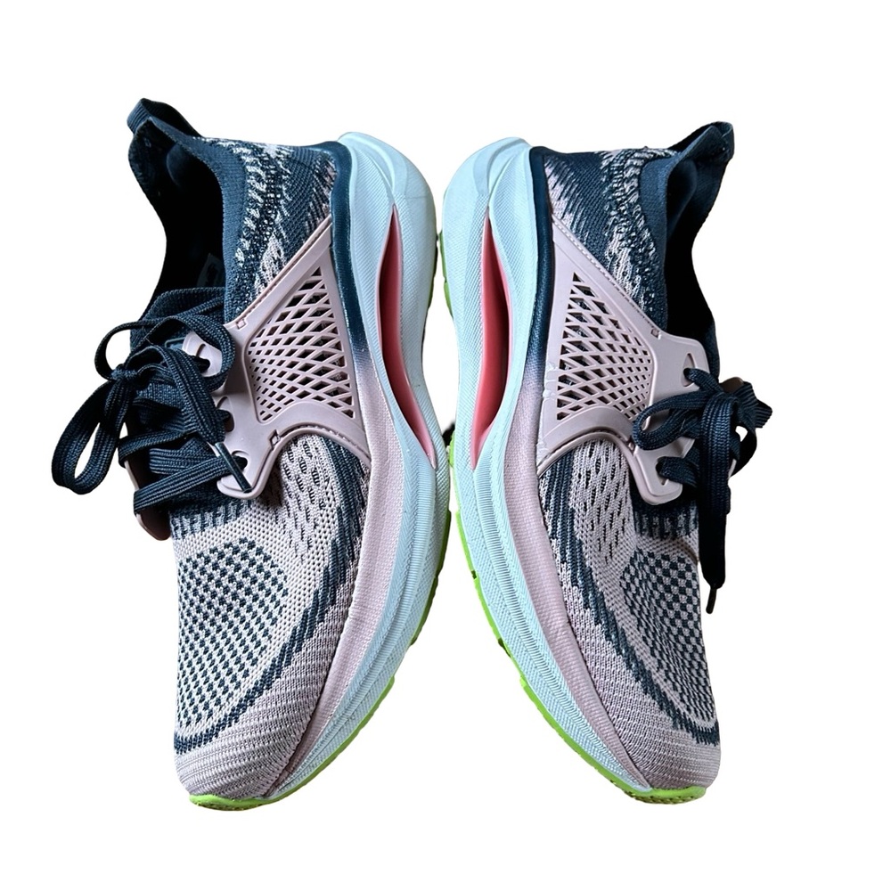 Women’s Avia Pink Gray Caged Knit Sneakers Size 8.5
